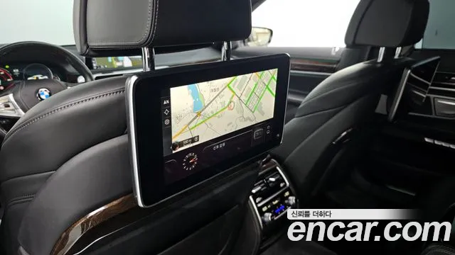 BMW 7 серии 2016 thumb 4