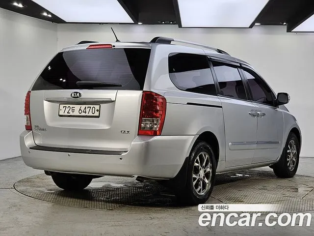 Kia Canival 2014 thumb 7