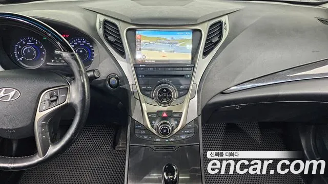 Hyundai Grandeur 2014 thumb 8