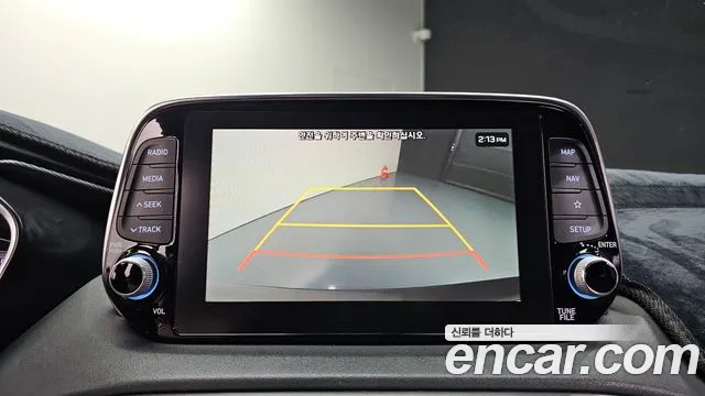 Hyundai Santa Fe 2018 thumb 12