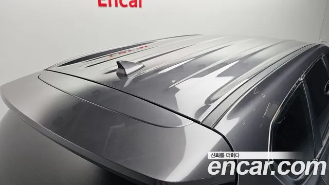Hyundai Santa Fe 2018 thumb 11