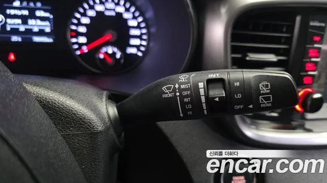 Kia Sorento 2016 thumb 10