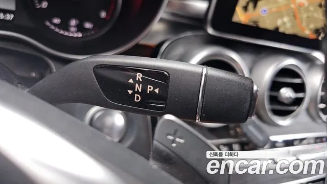 Mercedes-Benz C-Class 2017 thumb 10
