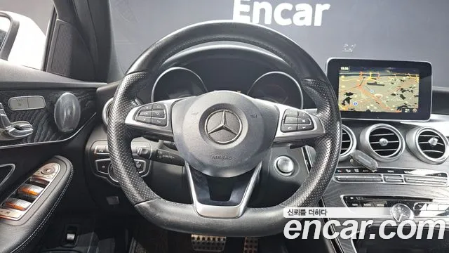 Mercedes-Benz C-Class 2017 thumb 12