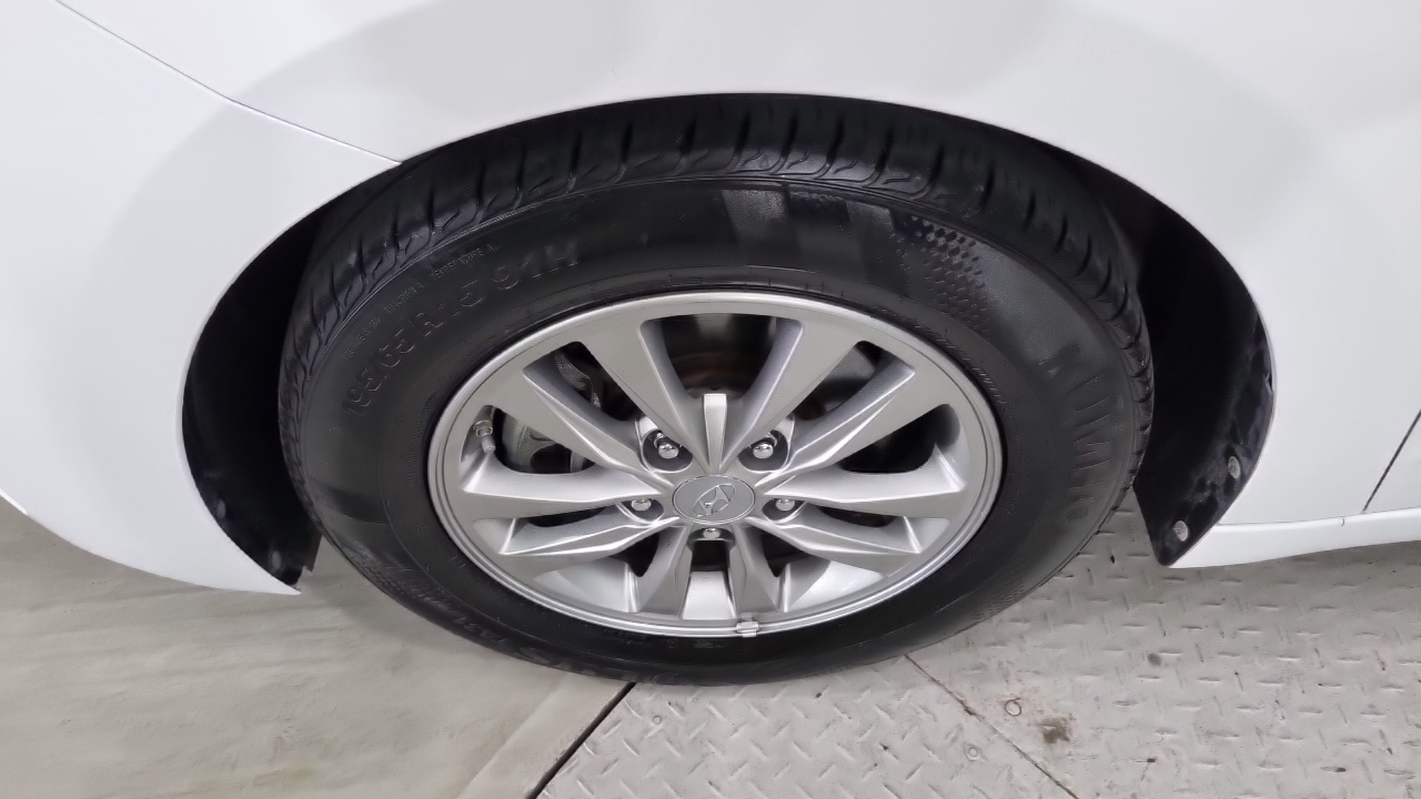 Hyundai Avante 2019 thumb 5