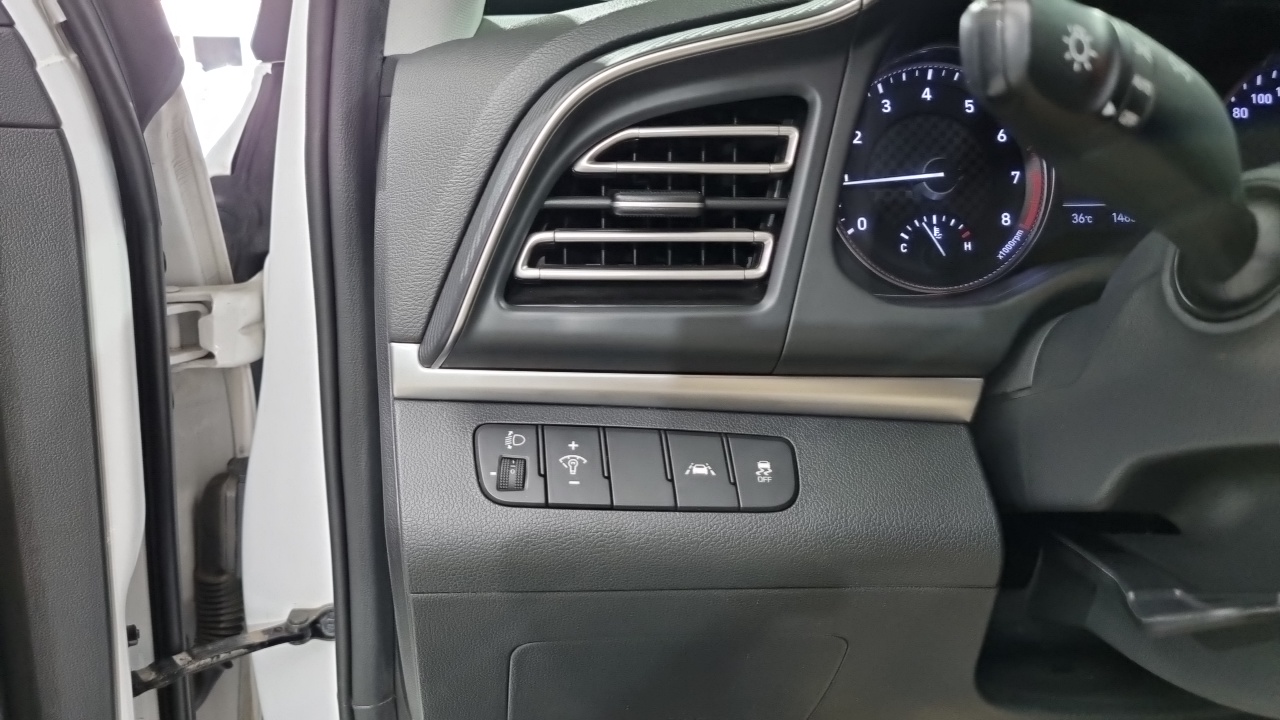 Hyundai Avante 2019 thumb 9