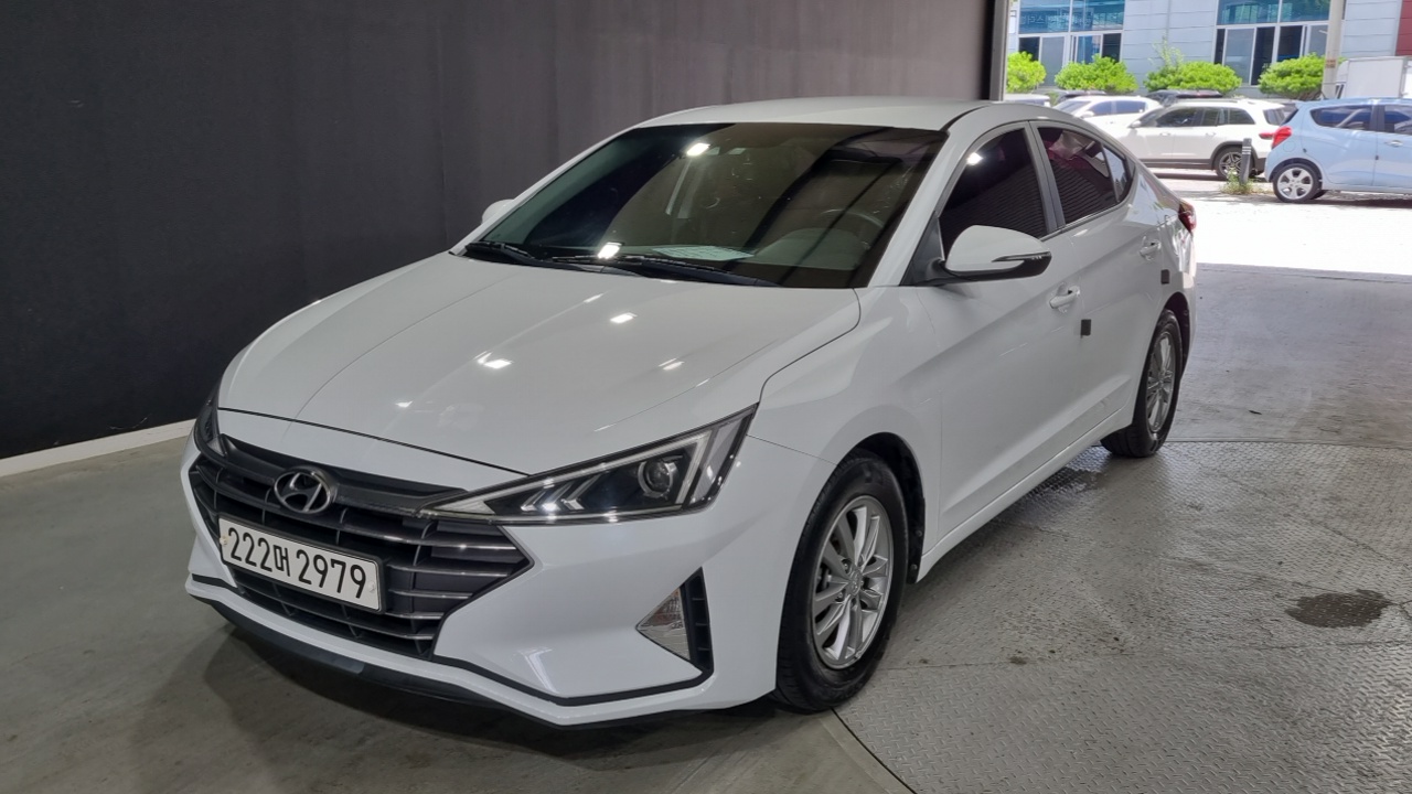 Hyundai Avante 2019 thumb 3