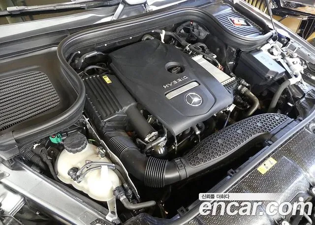 Mercedes-Benz E-Класс 2021 thumb 3