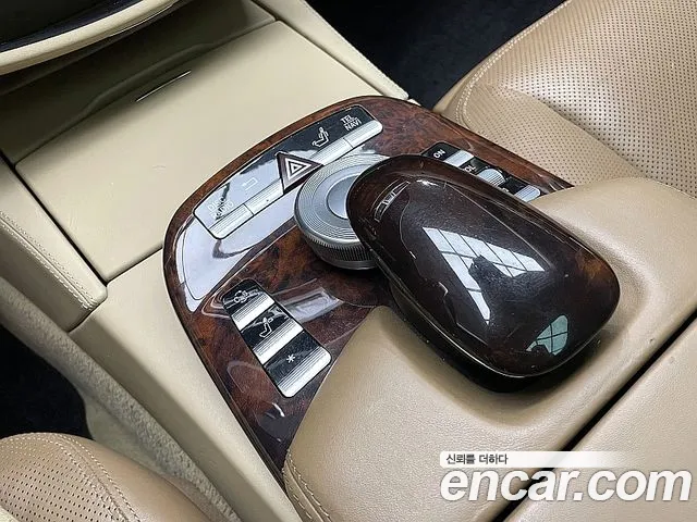 Mercedes-Benz S-Class 2007 thumb 7