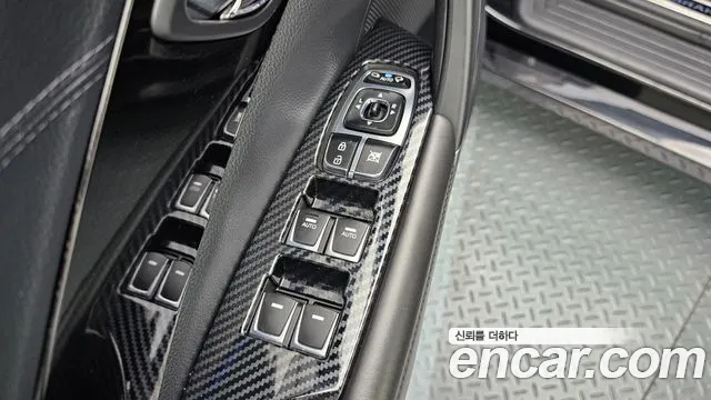 Hyundai Grandeur 2016 thumb 3