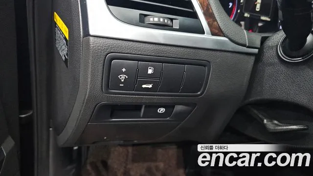 Hyundai Genesis 2015 thumb 9