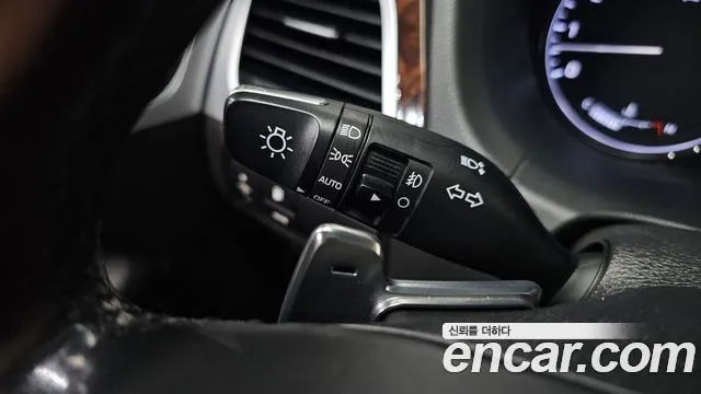 Hyundai Genesis 2015 thumb 3