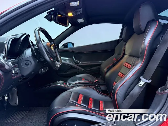 Ferrari 458 2012 thumb 2
