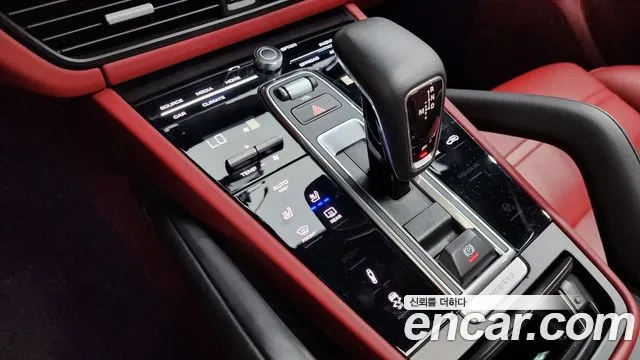 Porsche Cayenne 2019 thumb 2