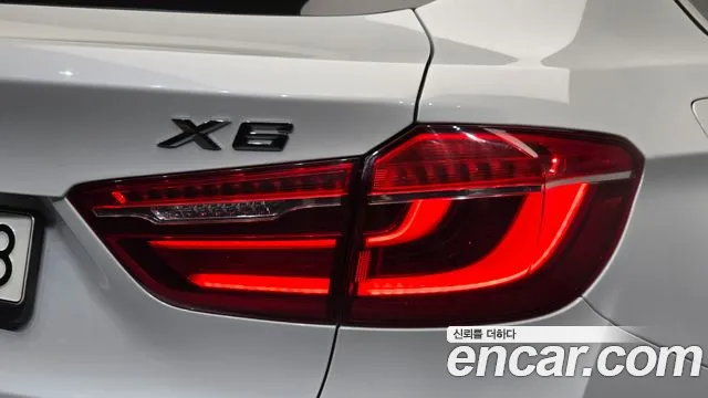 BMW X6 2018 thumb 3