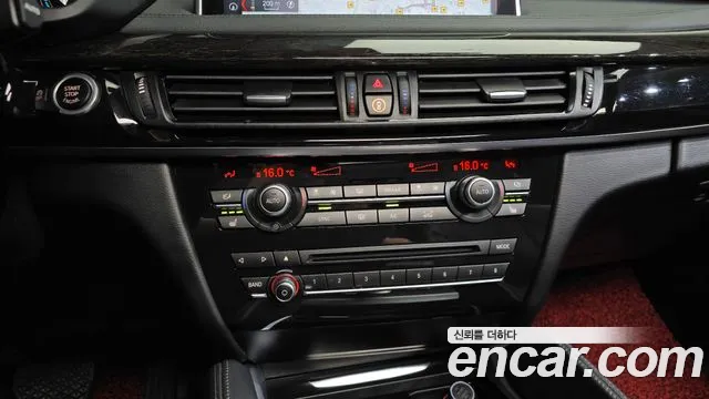 BMW X6 2018 thumb 6