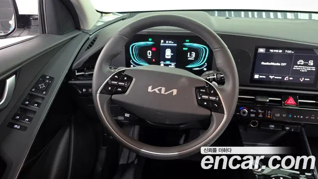 Kia Niro 2025 thumb 10