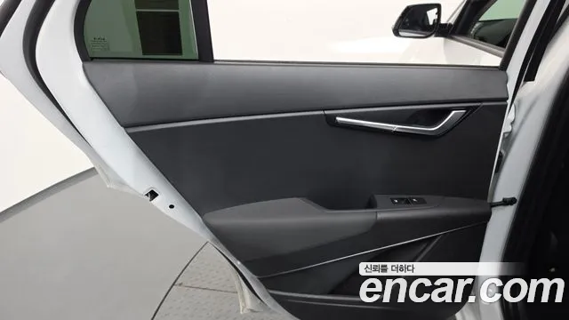 Kia Niro 2025 thumb 2