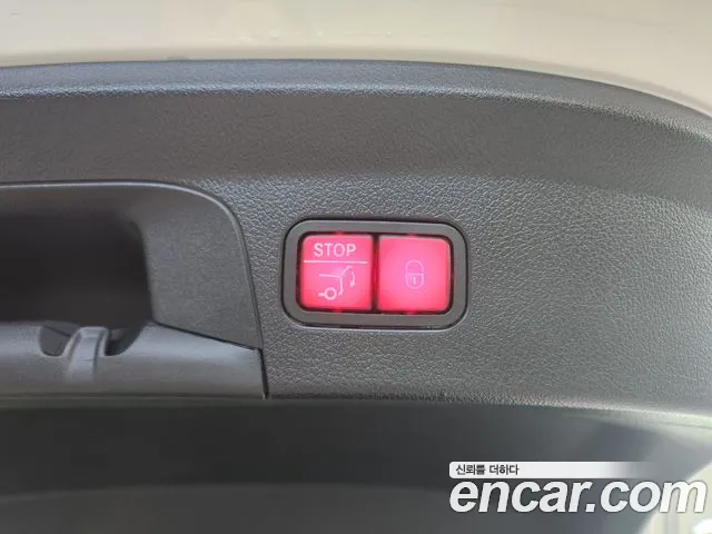 Mercedes-Benz E-Класс 2023 thumb 9