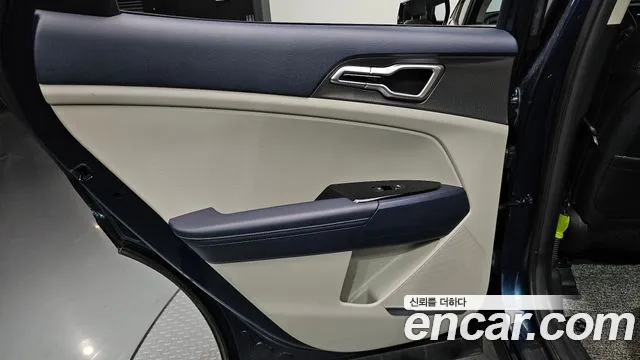Kia Sportage 2024 thumb 9