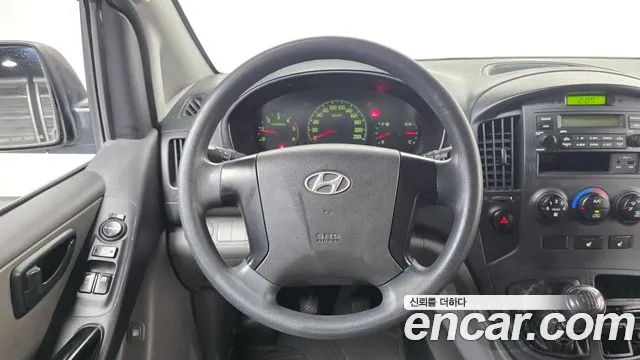 Hyundai Starex 2012 thumb 5