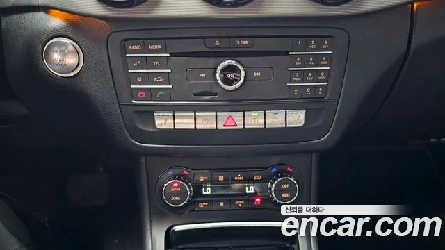 Mercedes-Benz B-Class 2015 thumb 3