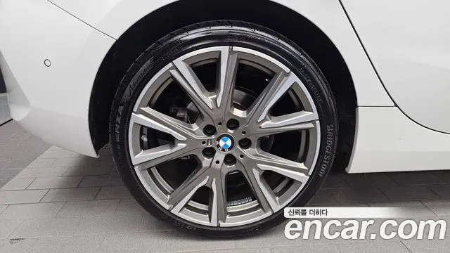 BMW 1 серии 2021 thumb 3