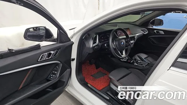 BMW 1 серии 2021 thumb 4