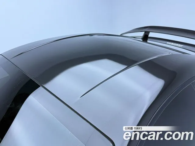 Ferrari F12 Berlinetta 2014 thumb 5