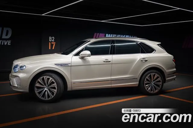Bentley Bentayga 2025 thumb 2