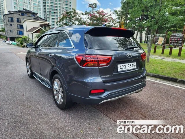 Kia Sorento 2018 thumb 5