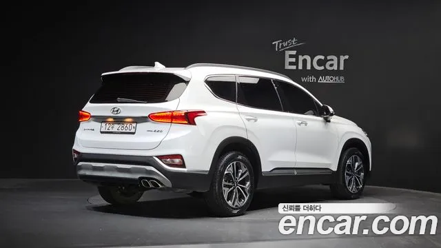 Hyundai Santa Fe 2018 thumb 6