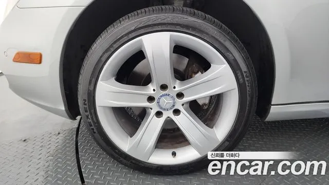 Mercedes-Benz CLS-Class 2009 thumb 10