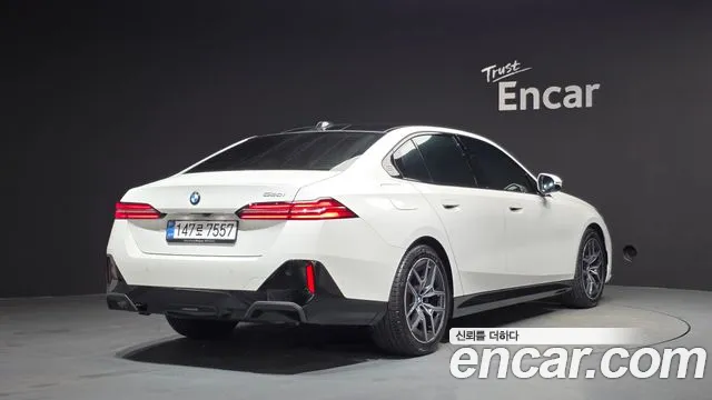 BMW 5 серии 2025 thumb 12