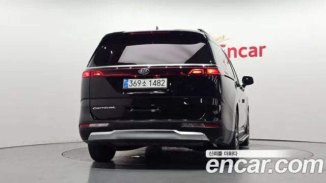 Kia Carnival 2020 thumb 7