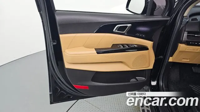Kia Carnival 2020 thumb 5