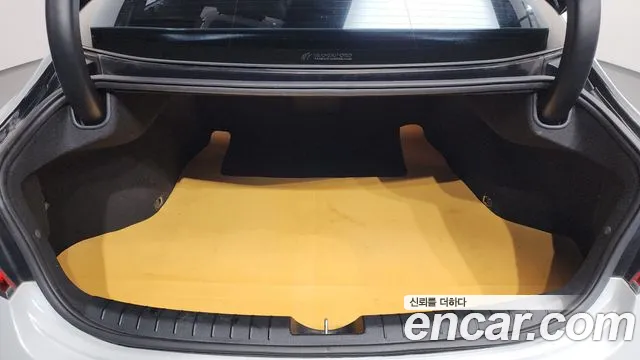Hyundai Grandeur 2018 thumb 4