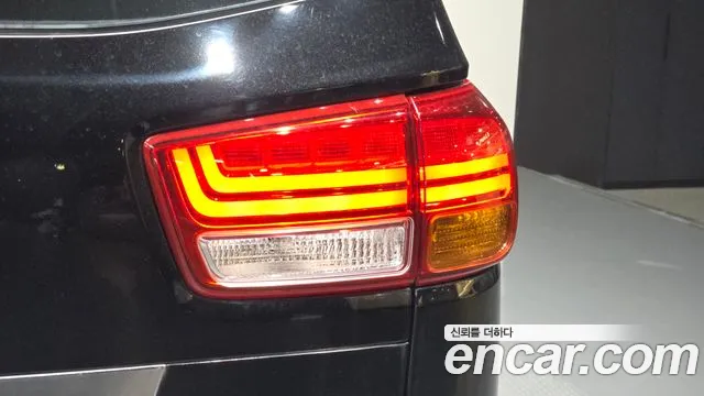Kia Carnival 2014 thumb 5