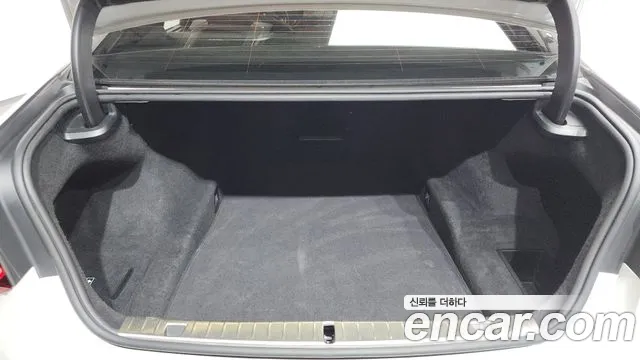 BMW 7 серии 2021 thumb 3