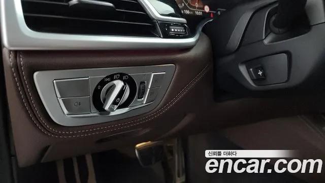 BMW 7 серии 2021 thumb 12