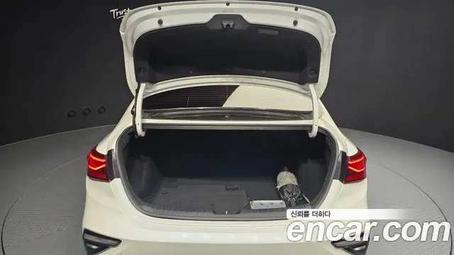Kia K3 2018 thumb 9