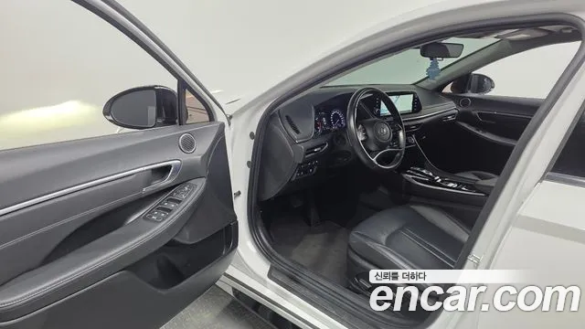 Hyundai Sonata 2022 thumb 3