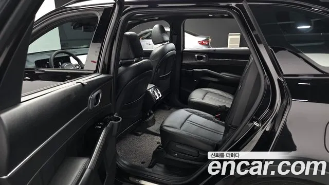 Kia Sorento 2023 thumb 3
