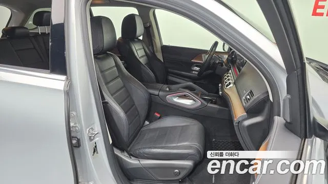 Mercedes-Benz E-Класс 2019 thumb 9