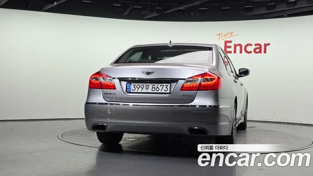 Hyundai Genesis 2013 thumb 9