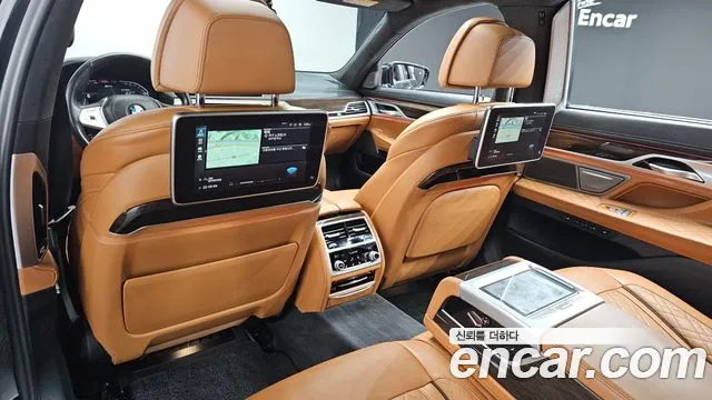 BMW 7 серии 2020 thumb 9