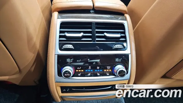 BMW 7 серии 2020 thumb 3