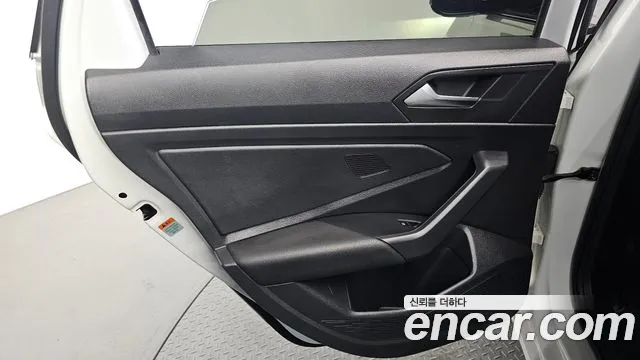 Volkswagen Jetta 2021 thumb 12
