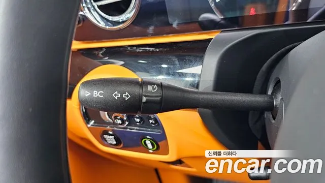 Rolls-Royce Ghost 2023 thumb 11