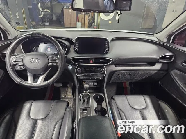Hyundai Santa Fe 2018 thumb 6